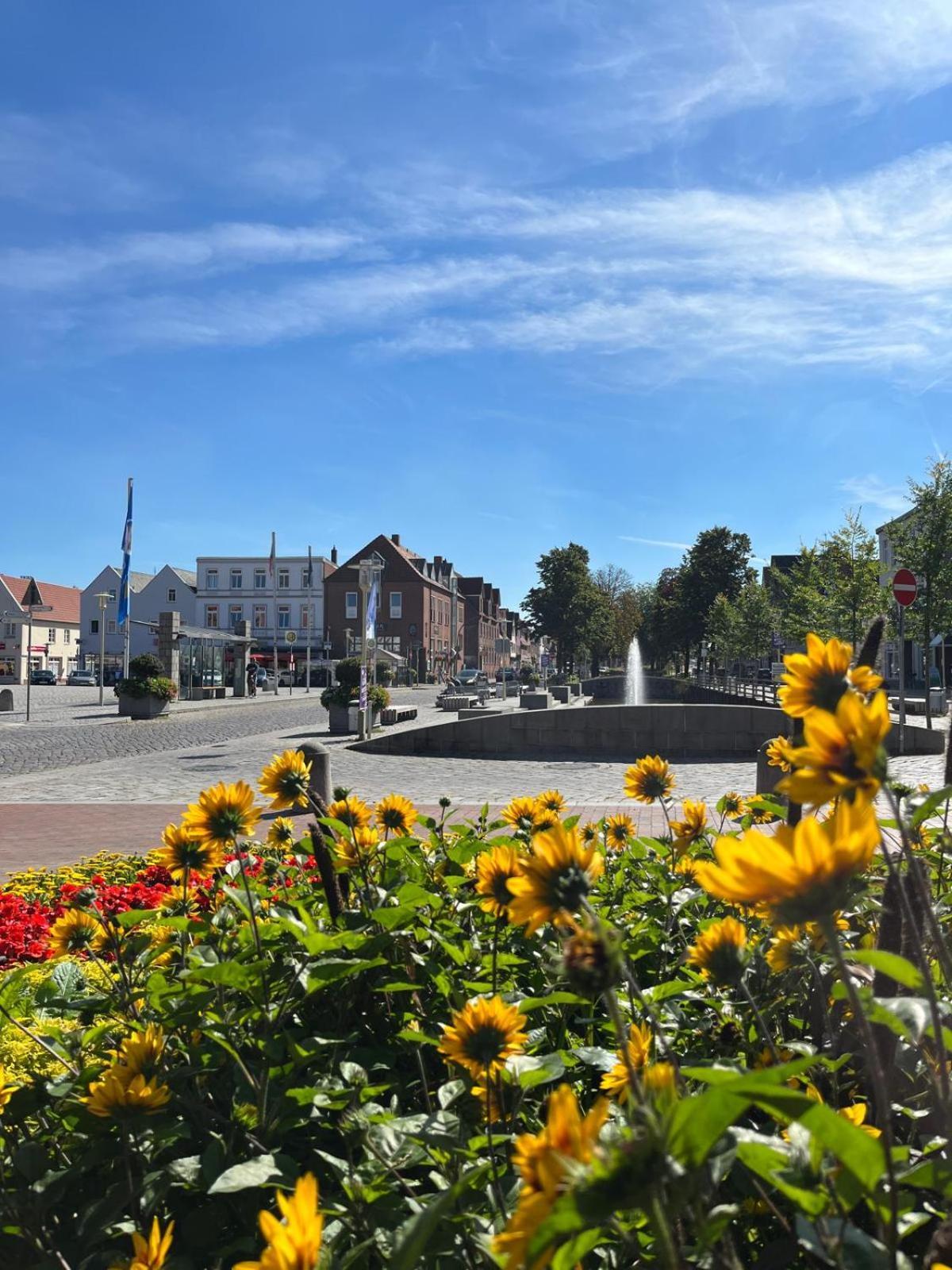 Lykkefund - Ferienwohnungen In Hafennaehe Glückstadt Exteriér fotografie